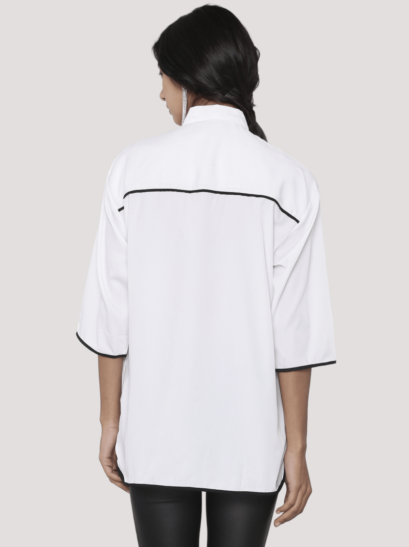 Oversized Boyfriend Shirt in White - Image 3