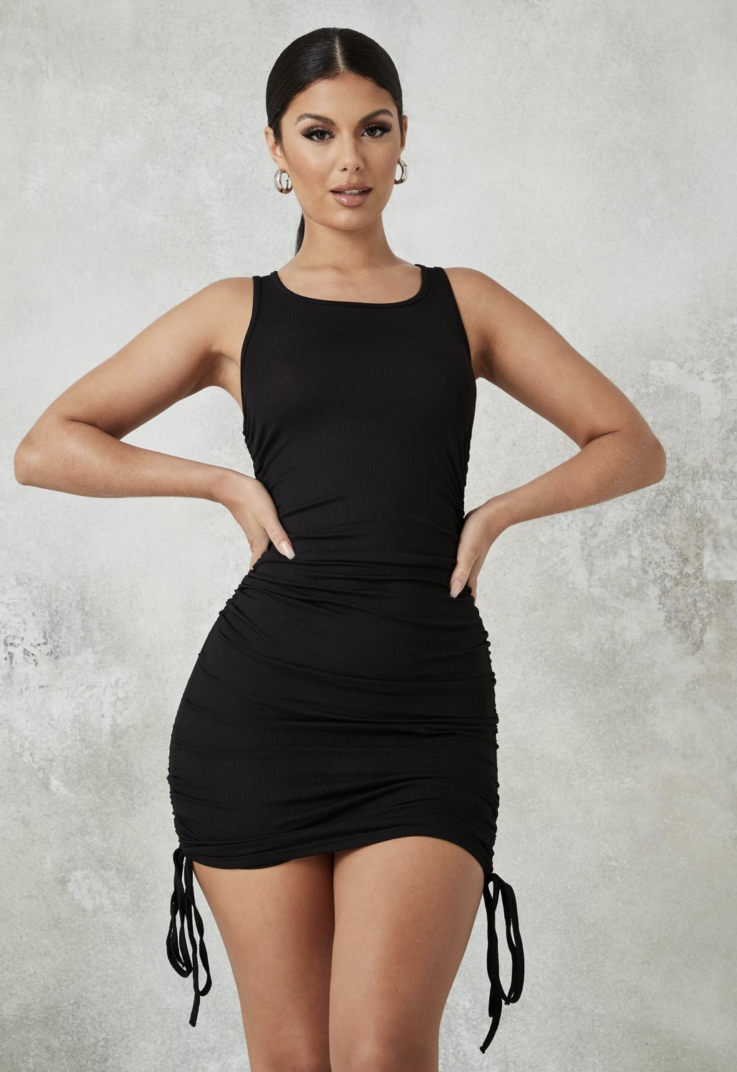 Slit-hem bodycon dress - Black - Ladies | H&M IN