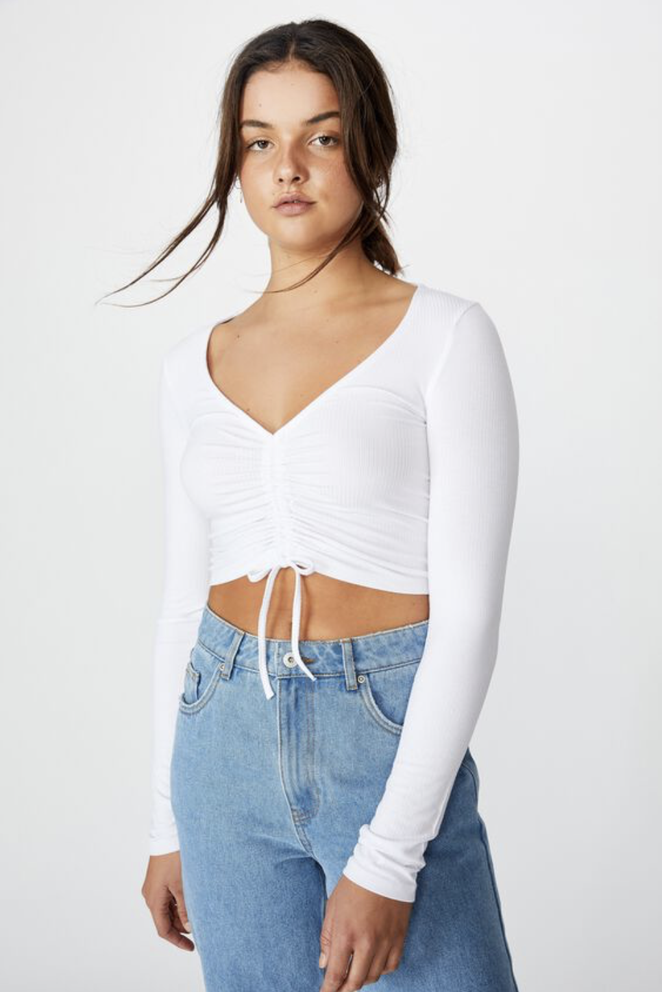 Scoop Neck Ruched Bust Flounce Sleeve Crop Top