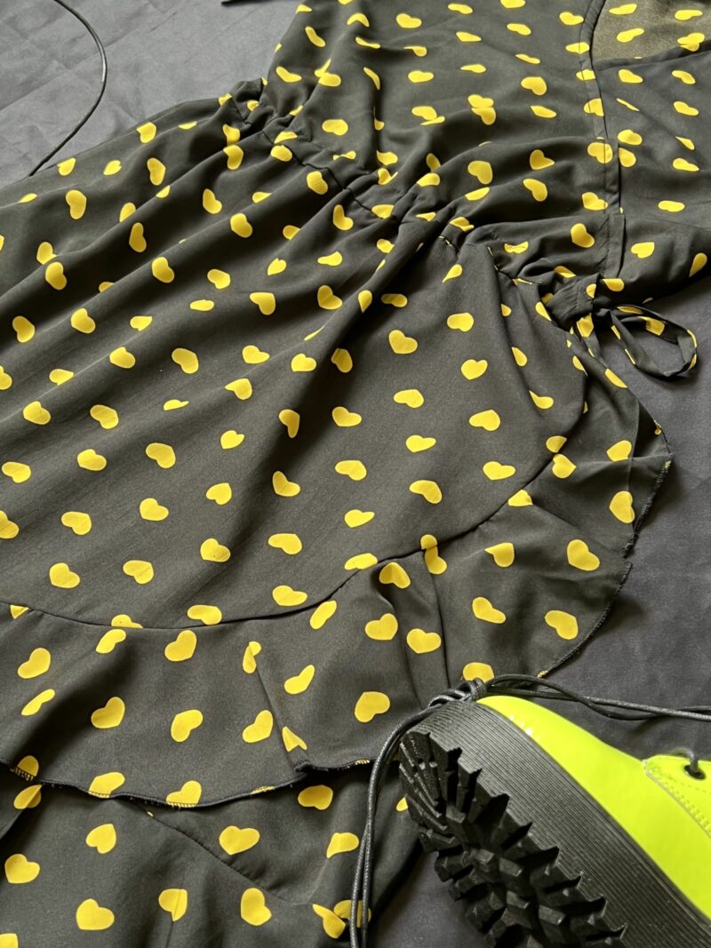 Yellow Heart Print Frill Hem Shift Dress - Image 2