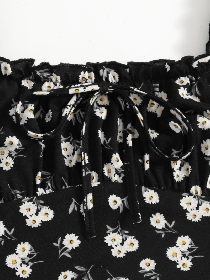 Black Floral Ruched Bust Tie Front Crop Top - Image 4