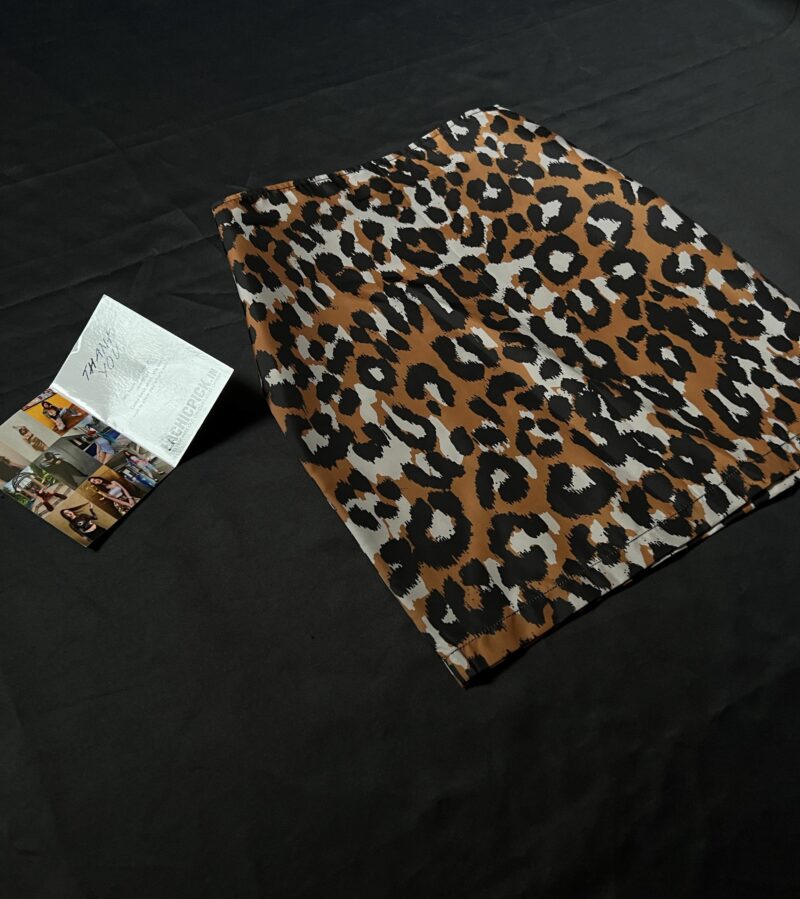 Black Leopard Print Mini Skirt - Image 3