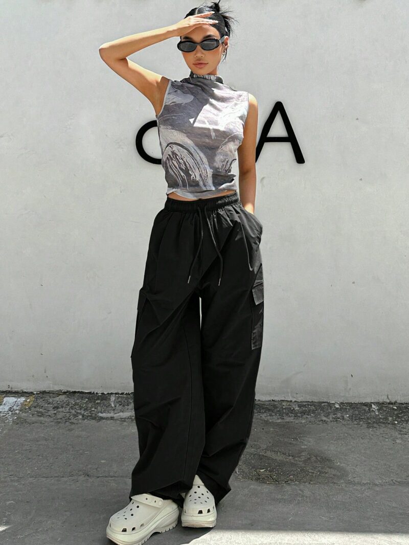 Ella Black Side Flap Pocket Oversized Cargo Pants - Image 2