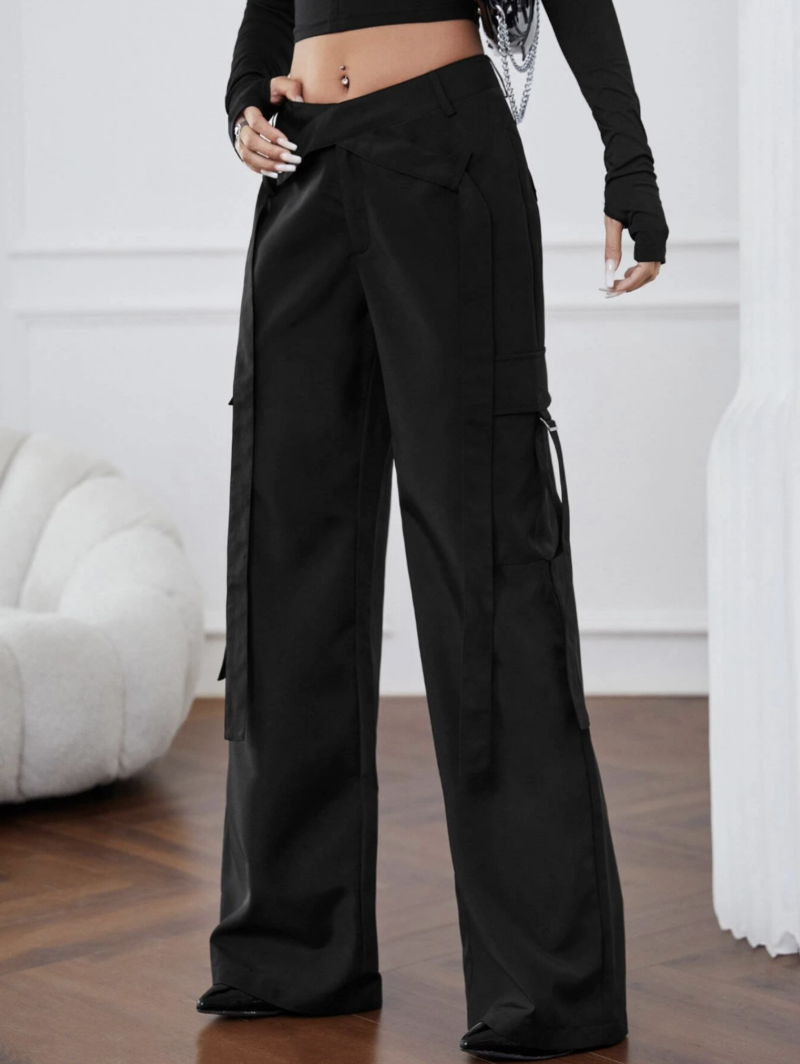 Benny Black Belted Oversized Cargo Pants - Image 4