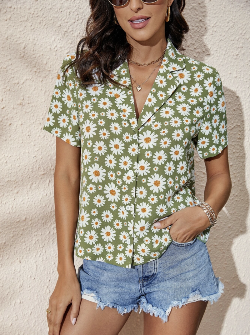 Isla Green Floral Print Crop Shirt Top - Image 3