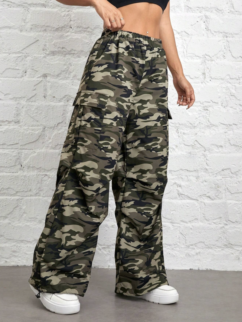 Khia Camo Print Oversized Cotton Cargo Pants - Image 5