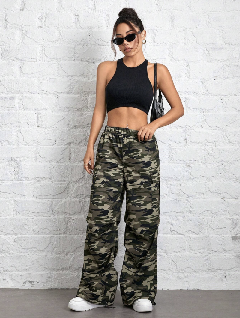 Khia Camo Print Oversized Cotton Cargo Pants - Image 3