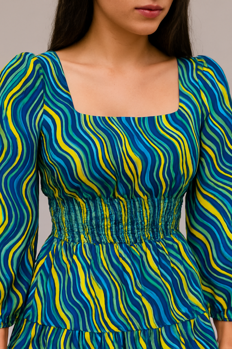 Darya Wave Print Ruched Full Sleeves Dress - Image 2