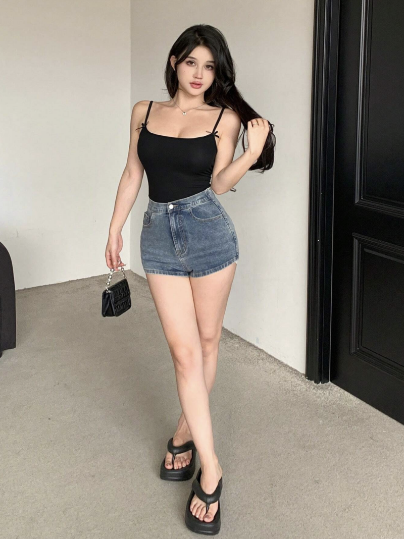 Nina Black Bowtie Neck Cami Crop Top - Image 2