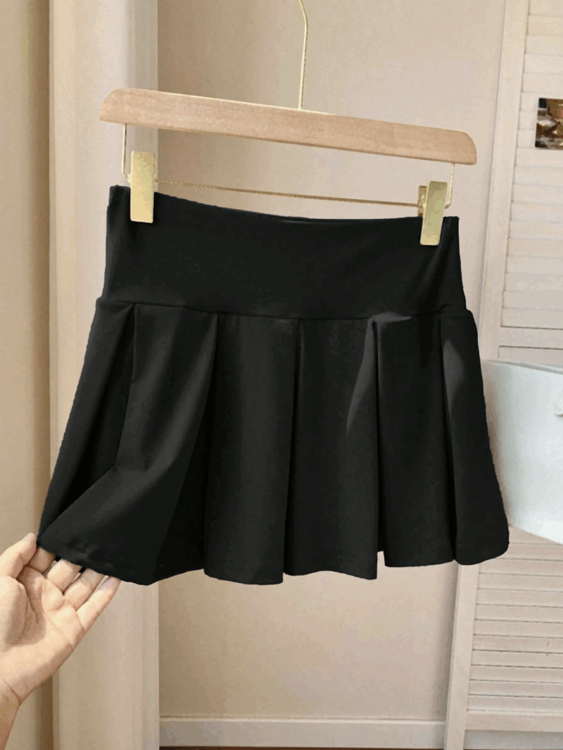 Hirina Black Pleated Stretchy Skirt - Image 3
