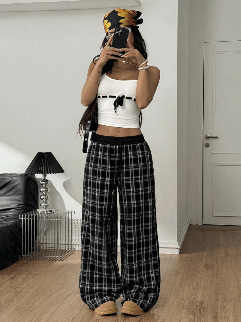 Sara Black Check Cotton Relaxed Fit Jogger - Image 2
