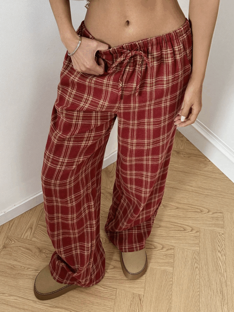 Lia Red Check Relaxed Fit Cotton Jogger