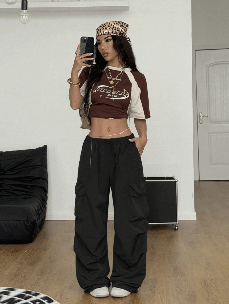 Sivy Black Oversized Cargo Pants - Image 2