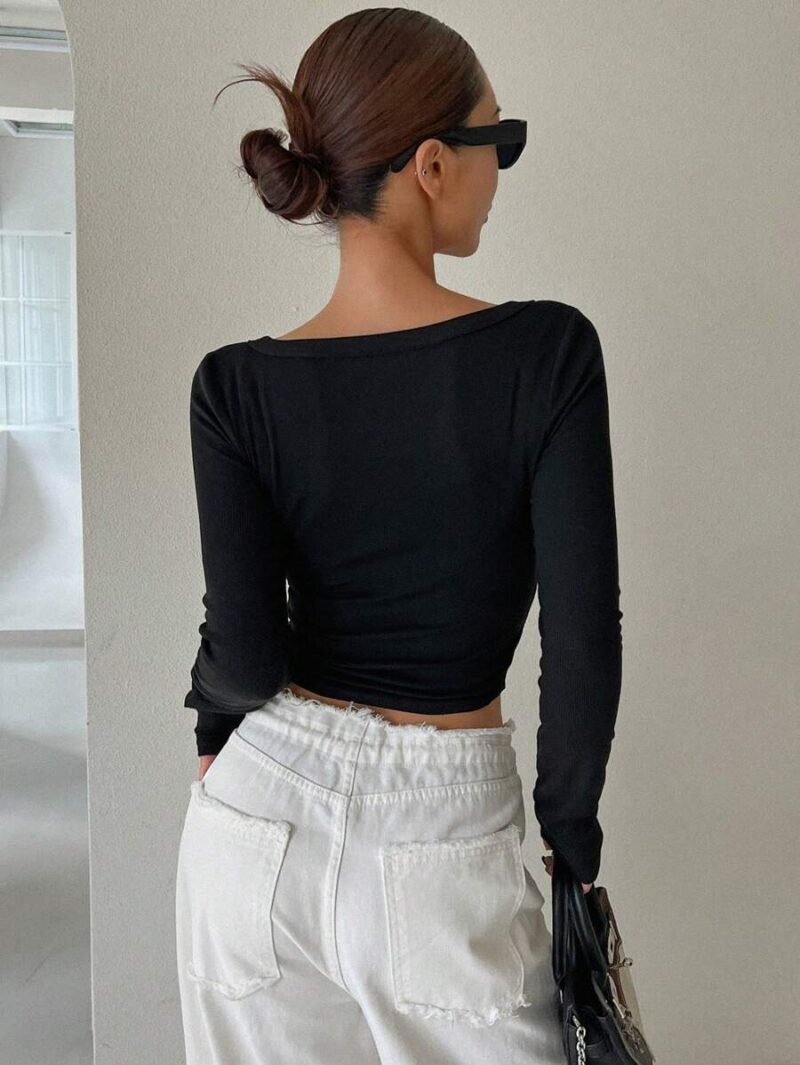 Valencia Black Buttoned V Neck Full Sleeves Top - Image 3