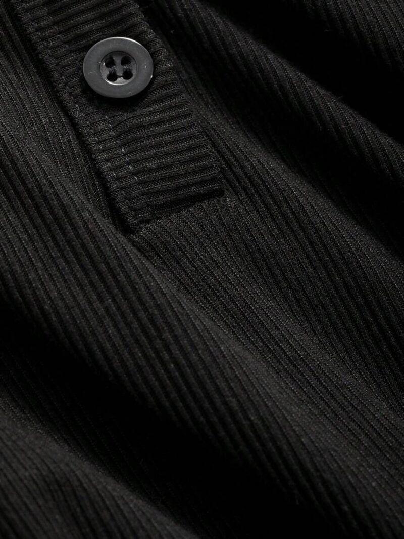 Valencia Black Buttoned V Neck Full Sleeves Top - Image 4