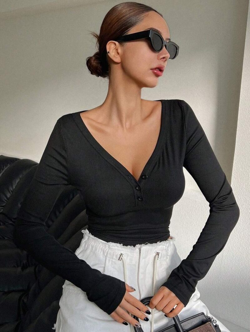 Valencia Black Buttoned V Neck Full Sleeves Top