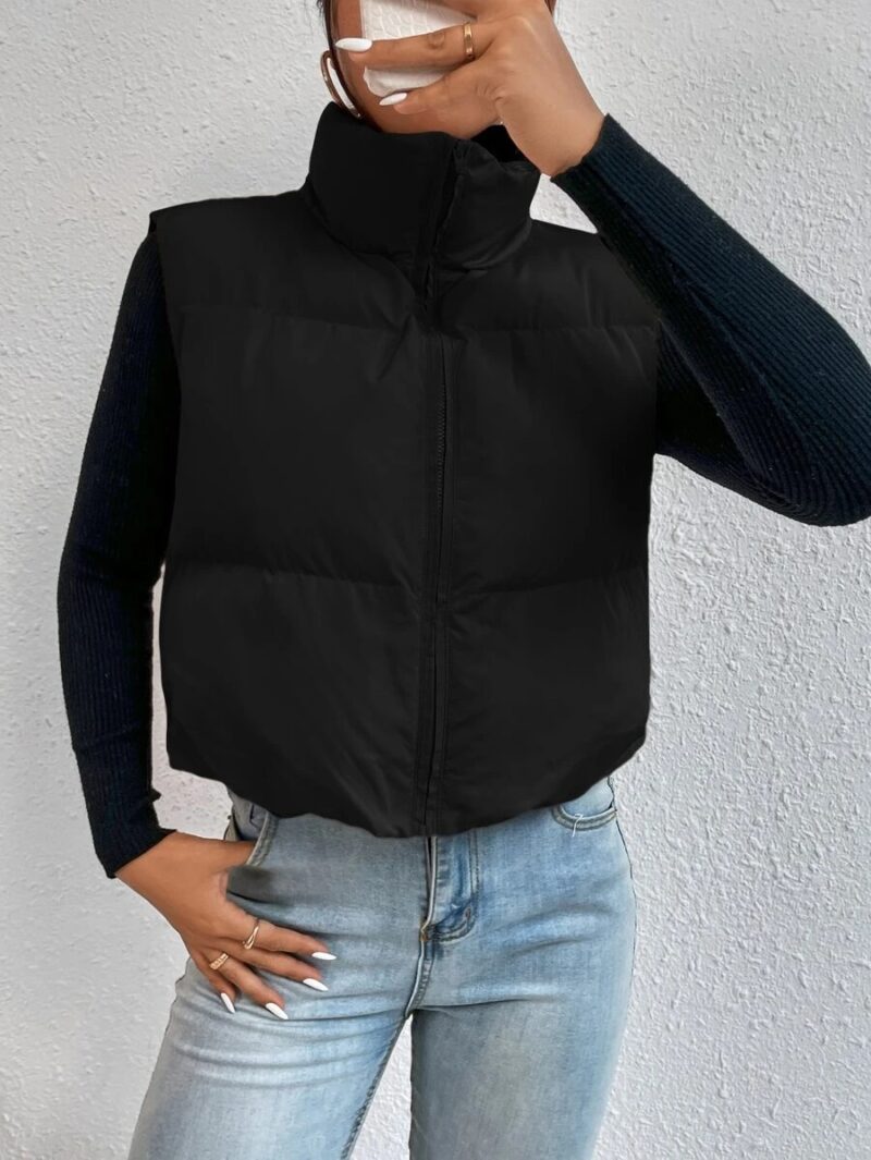 Venny Black Sleeveless Cropped Puffer Jacket - Image 4