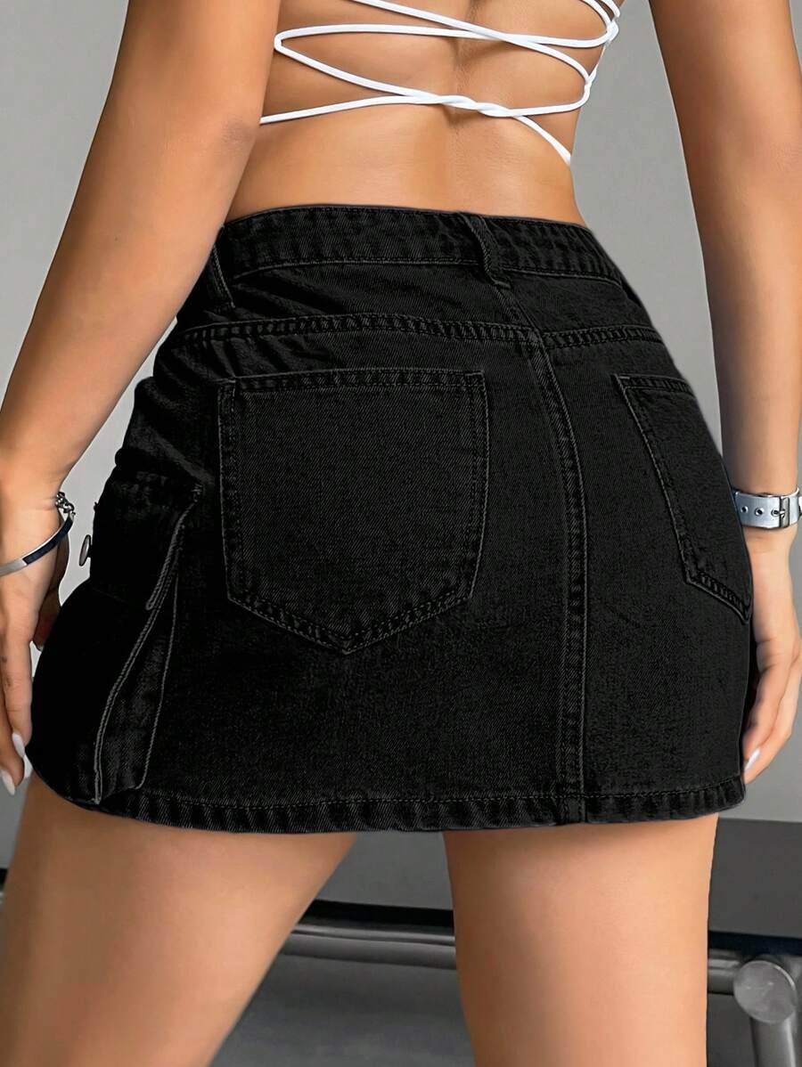 Nina Black Cotton Cargo Pockets Mini Skirt - Image 2